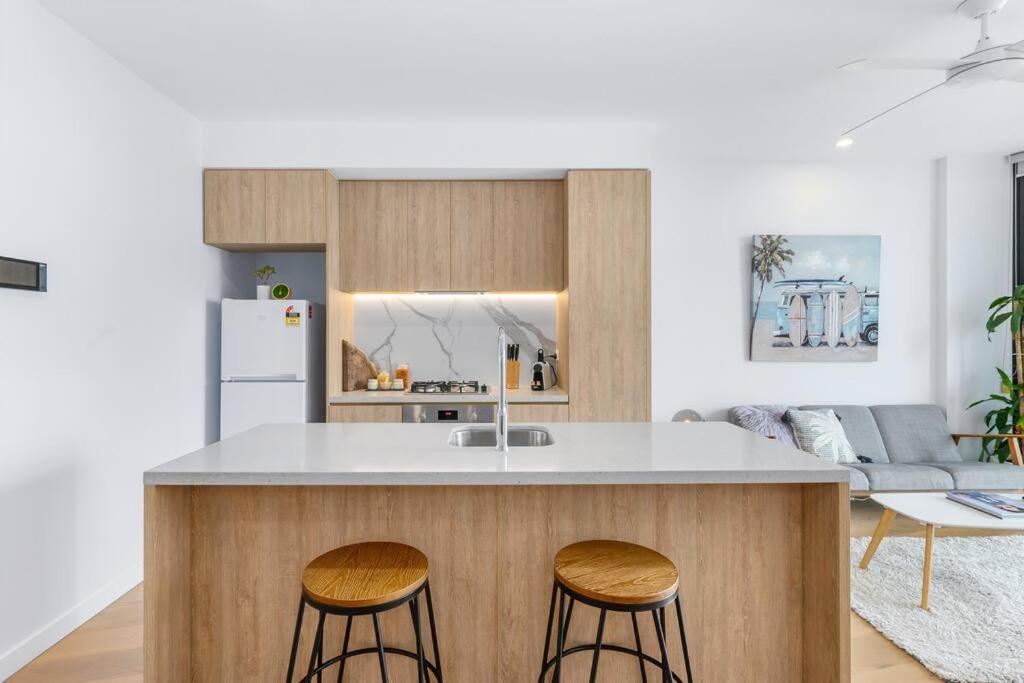 Coastal Chic 2 Bed In Broadbeach * Gold Coast